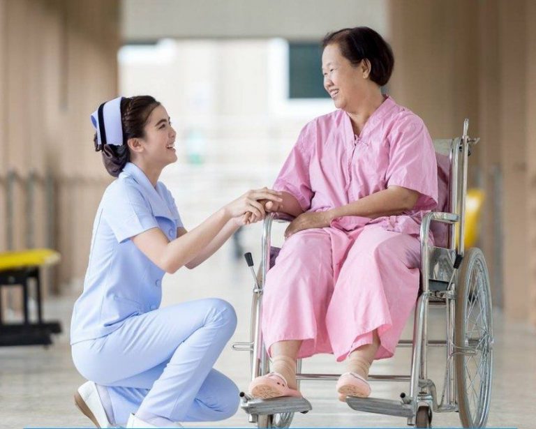 Nhật Bản có nhu cầu lớn về nhân viên điều dưỡng và chăm sóc y tế đến từ Việt Nam