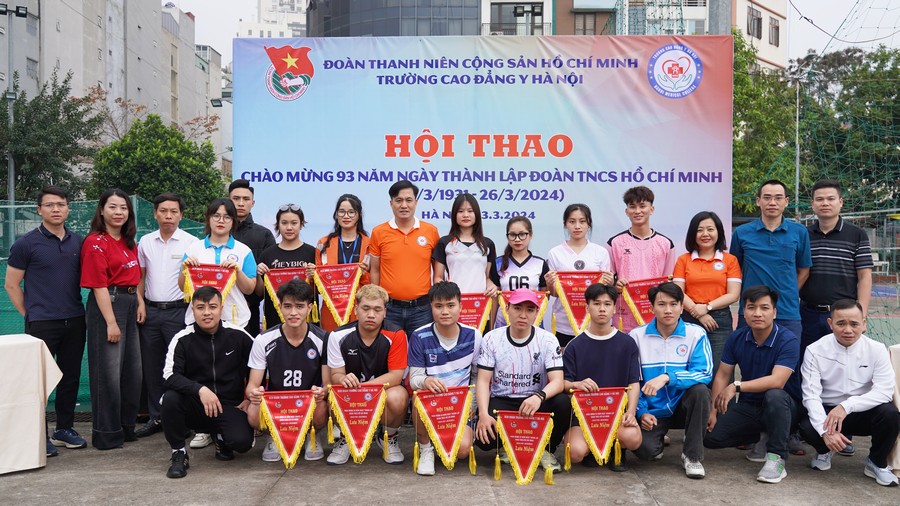 Hội thao chào mừng 93 năm thành lập Đoàn TNCS Hồ Chí Minh